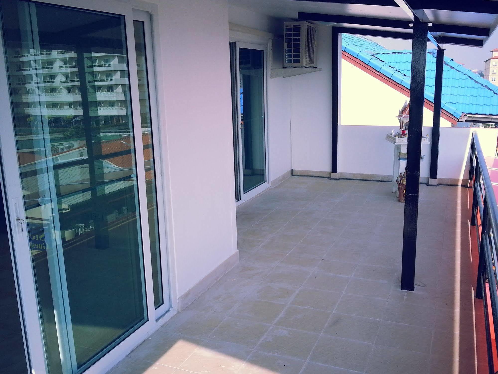 Oyo 963 Sunshine Guesthouse Pattaya Exteriér fotografie